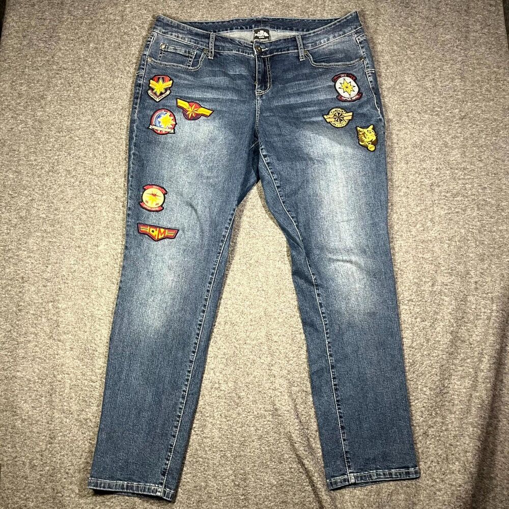 Marvel Her Universe Jeans Womens 18 Blue Captain Marvel Straight Stretch Patch